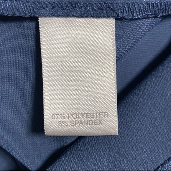 Avenue Navy Blue Sleeveless Ruffle Button Flowy Shirt Plus Size 18/20 - Picture 11 of 11